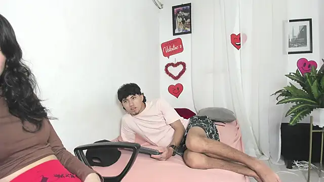 Laura and Kevin online show from February 2026 09:00:02 PM