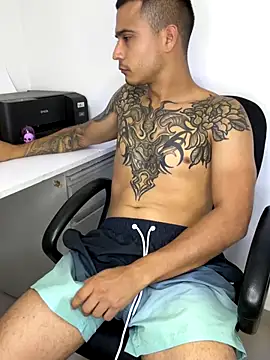 AndrewGmz online show from November 2025 02:17:02 AM