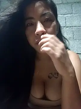 Yapsyxx online show from April 2026 12:19:02 AM