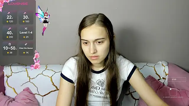 Snapshot of Alisa__Kelly chatting on October 2025 01:13:01 AM Alisa Kelly online show from October 2025 01:13:01 AM
