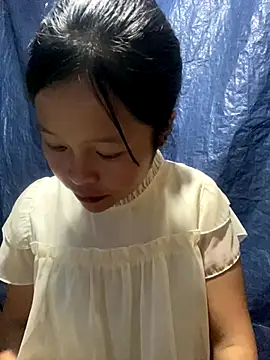 Snapshot of O_o_UwU_o_O chatting on September 2025 02:38:02 AM O o UwU o O online show from September 2025 02:38:02 AM