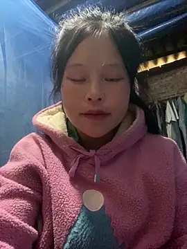 Snapshot of O_o_UwU_o_O chatting on November 2025 02:21:01 AM O o UwU o O online show from November 2025 02:21:01 AM