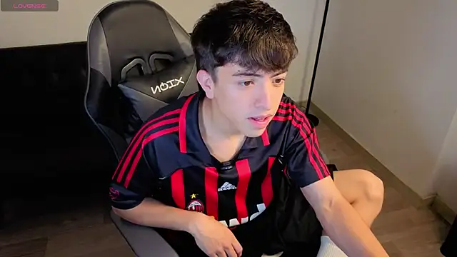 Snapshot of onlinenico chatting on February 2026 09:04:01 PM onlinenico online show from February 2026 09:04:01 PM