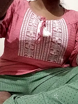 Tusha 001 online show from November 2025 10:39:02 AM