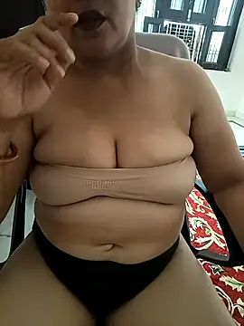 Snapshot of angel_ridhi chatting on September 2025 05:43:02 AM angel ridhi online show from September 2025 05:43:02 AM