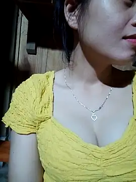 Snapshot of Mie-mie11 chatting on October 2025 01:50:01 PM Mie-mie11 online show from October 2025 01:50:01 PM