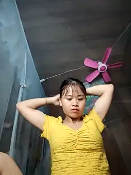 Snapshot of Mie-mie11 chatting on October 2025 01:00:01 PM Mie-mie11 online show from October 2025 01:00:01 PM
