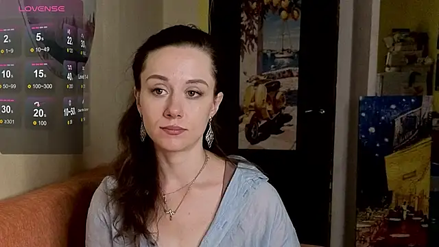 SkyHelen online show from May 2026 06:09:01 PM