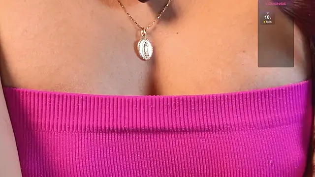 Snapshot of amy_greene chatting on September 2025 11:43:01 AM amy greene online show from September 2025 11:43:01 AM