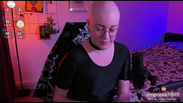 Snapshot of MossPrince chatting on November 2025 05:46:02 PM MossPrince online show from November 2025 05:46:02 PM