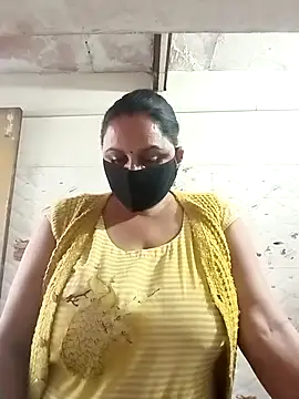 Rakhi sawant143 online show from November 2025 11:47:01 AM