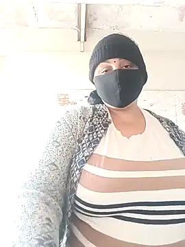 Rakhi sawant143 online show from February 2026 03:00:02 AM