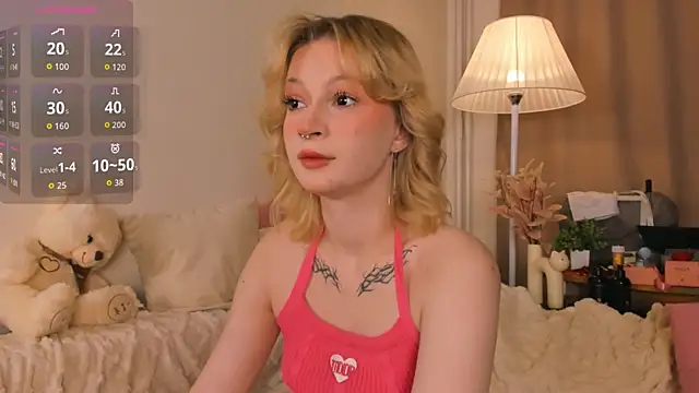 EfieFrye online show from October 2025 03:33:02 PM