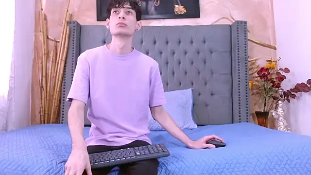 Luke Carter online show from December 2025 01:09:01 PM