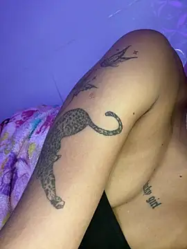 luluzinhax online show from April 2026 02:25:01 AM