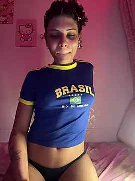 Snapshot of luluzinhax chatting on May 2026 03:36:02 AM luluzinhax online show from May 2026 03:36:02 AM