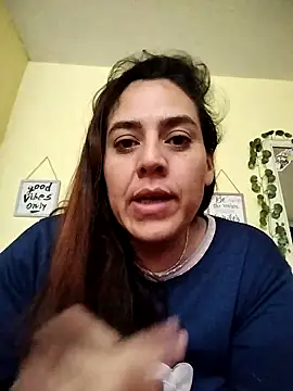 denissebombon online show from February 2026 03:55:01 PM