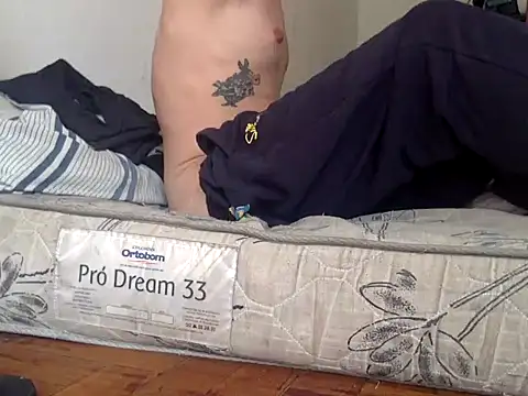 Snapshot of chrisalmeid_ chatting on September 2025 05:25:02 PM chrisalmeid online show from September 2025 05:25:02 PM