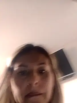 Valery  Rouse  online show from December 2025 07:43:01 PM