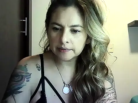 Valery  Rouse  online show from March 2026 10:10:01 PM