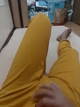 miss ele online show from December 2025 01:27:01 PM