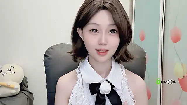 gummy-candy online show from October 2025 04:33:01 AM