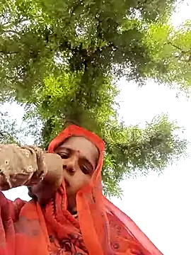 Snapshot of Hot-honi chatting on October 2025 06:13:02 AM Hot-honi online show from October 2025 06:13:02 AM