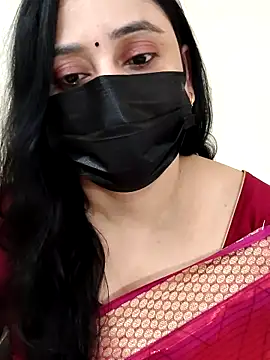 Monica cams online show from November 2025 03:52:02 AM