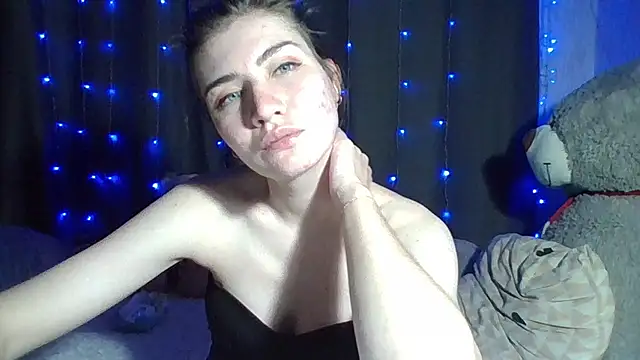 Nancy Luna online show from September 2025 06:01:02 PM