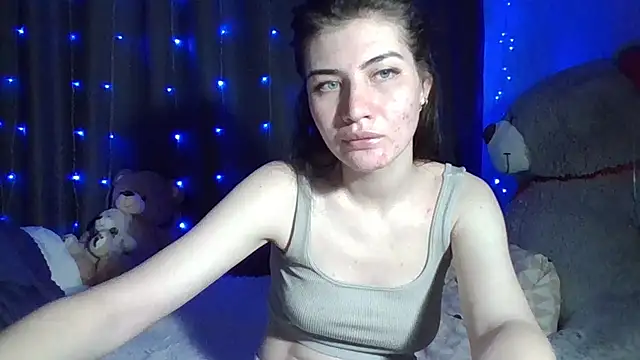 Nancy Luna online show from October 2025 12:07:01 AM