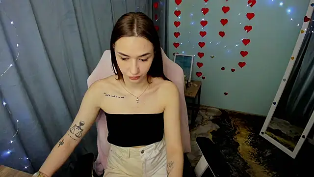 Snapshot of Bella_Night4 chatting on April 2026 07:36:02 AM Bella Night4 online show from April 2026 07:36:02 AM