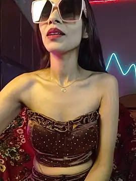 royeoy22 online show from March 2026 05:00:02 AM