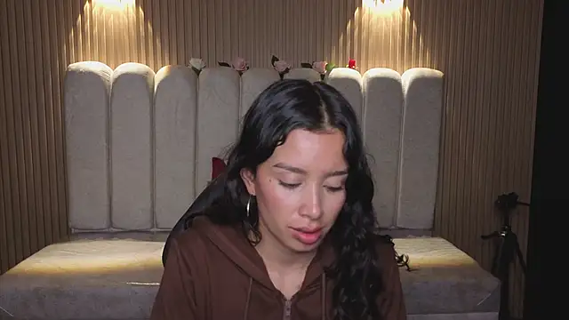 Snapshot of _Mia_Evans_1 chatting on March 2026 07:32:01 PM Mia Evans 1 online show from March 2026 07:32:01 PM