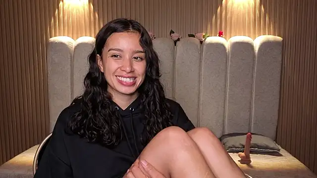 Snapshot of _Mia_Evans_1 chatting on March 2026 01:56:01 AM Mia Evans 1 online show from March 2026 01:56:01 AM