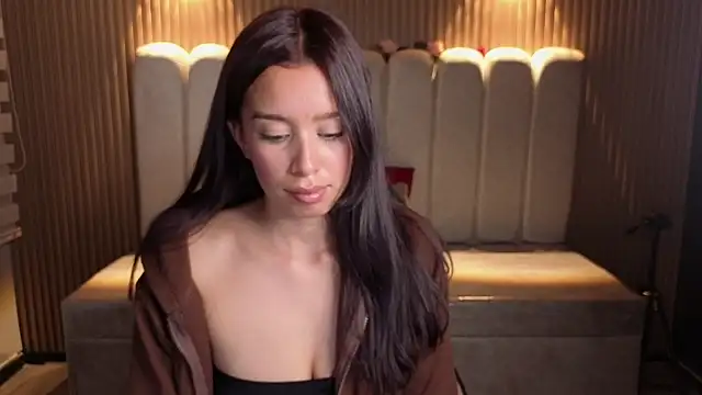 Snapshot of _Mia_Evans_1 chatting on April 2026 07:40:01 PM Mia Evans 1 online show from April 2026 07:40:01 PM