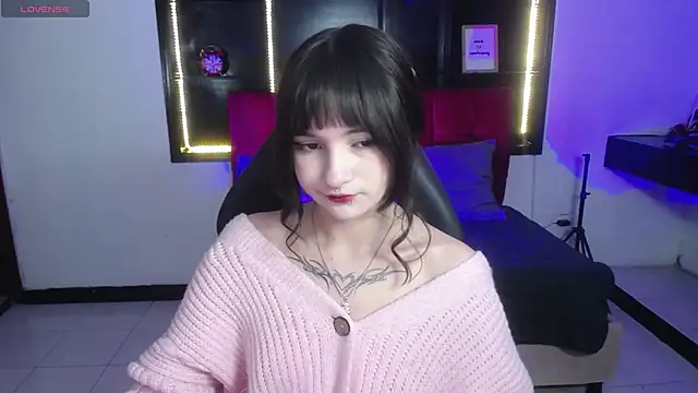  Charlotte Collins  online show from February 2026 02:38:02 PM