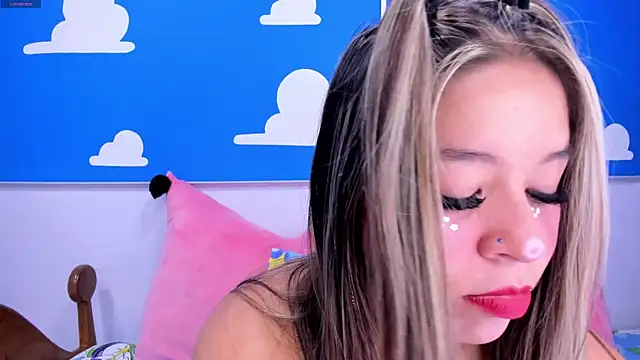 miss  evolet online show from April 2026 11:02:02 AM