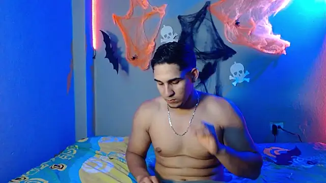 Snapshot of massimo_vidal_ chatting on October 2025 01:46:01 AM massimo vidal online show from October 2025 01:46:01 AM