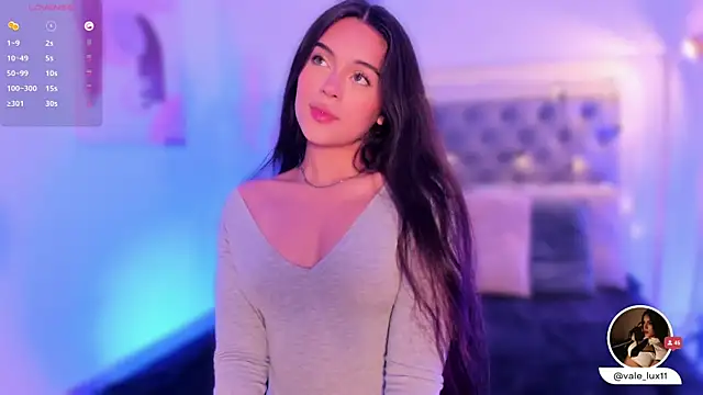 Vale Lux online show from November 2025 04:12:02 AM