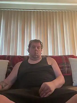 Stephanie1984 online show from November 2025 01:43:01 PM