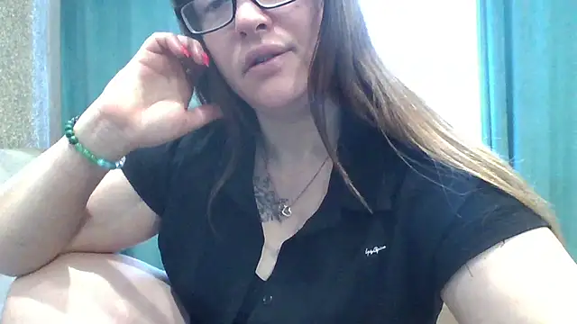 Snapshot of karina160000 chatting on January 2026 06:16:01 AM karina160000 online show from January 2026 06:16:01 AM