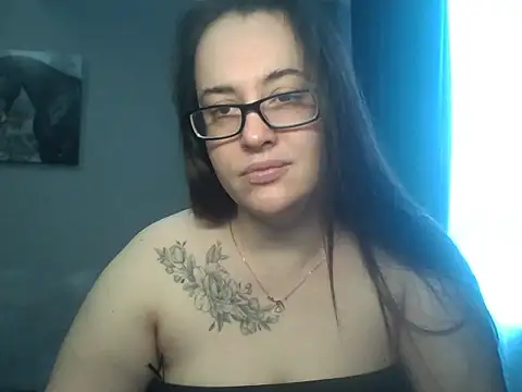 Snapshot of karina160000 chatting on March 2026 10:28:02 AM karina160000 online show from March 2026 10:28:02 AM