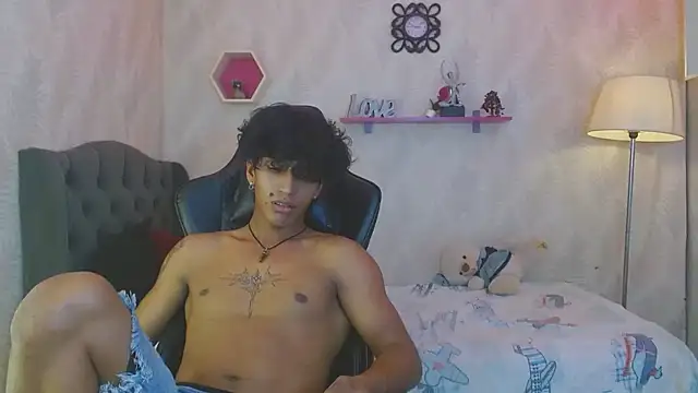 bull cam online show from November 2025 07:14:01 PM