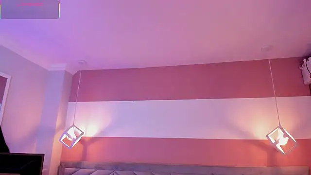 Mia Valentine  online show from November 2025 08:31:01 PM