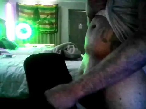 hisandhers4u online show from April 2026 09:27:01 PM