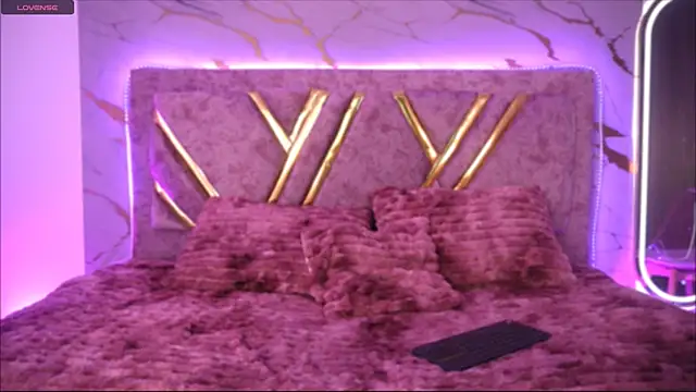 natasha vesper online show from November 2025 12:05:02 PM