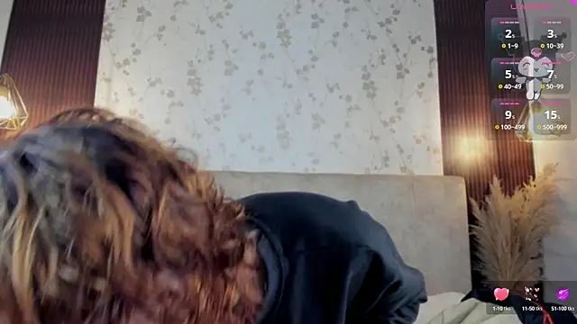 DarcyCullen online show from September 2025 12:07:01 PM