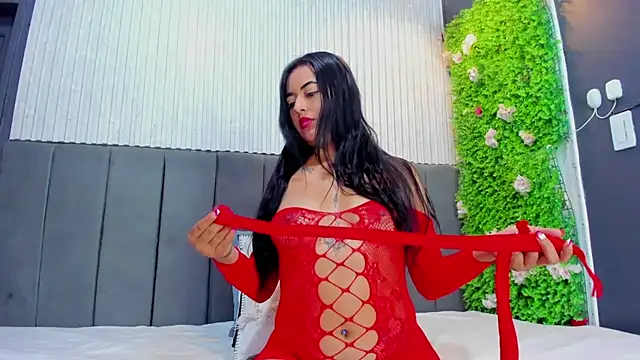 Skarlett hot  online show from November 2025 12:37:02 PM