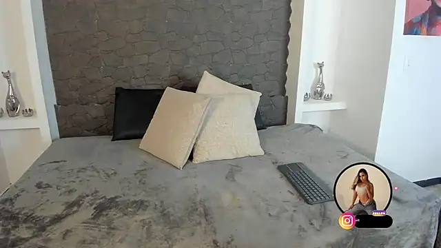 Snapshot of aby_smiith_ chatting on November 2025 07:36:01 PM aby smiith online show from November 2025 07:36:01 PM