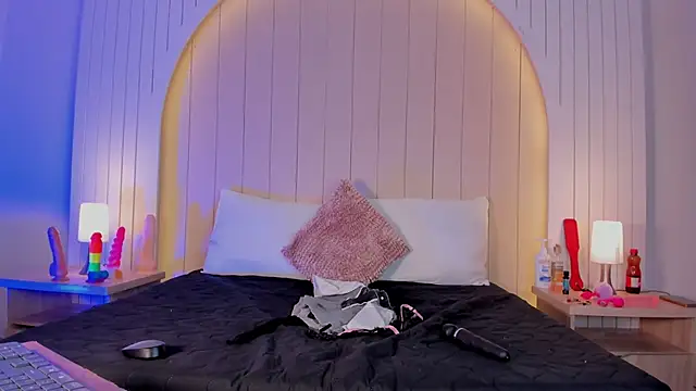 ALICESANDOVAL online show from January 2026 07:37:02 PM